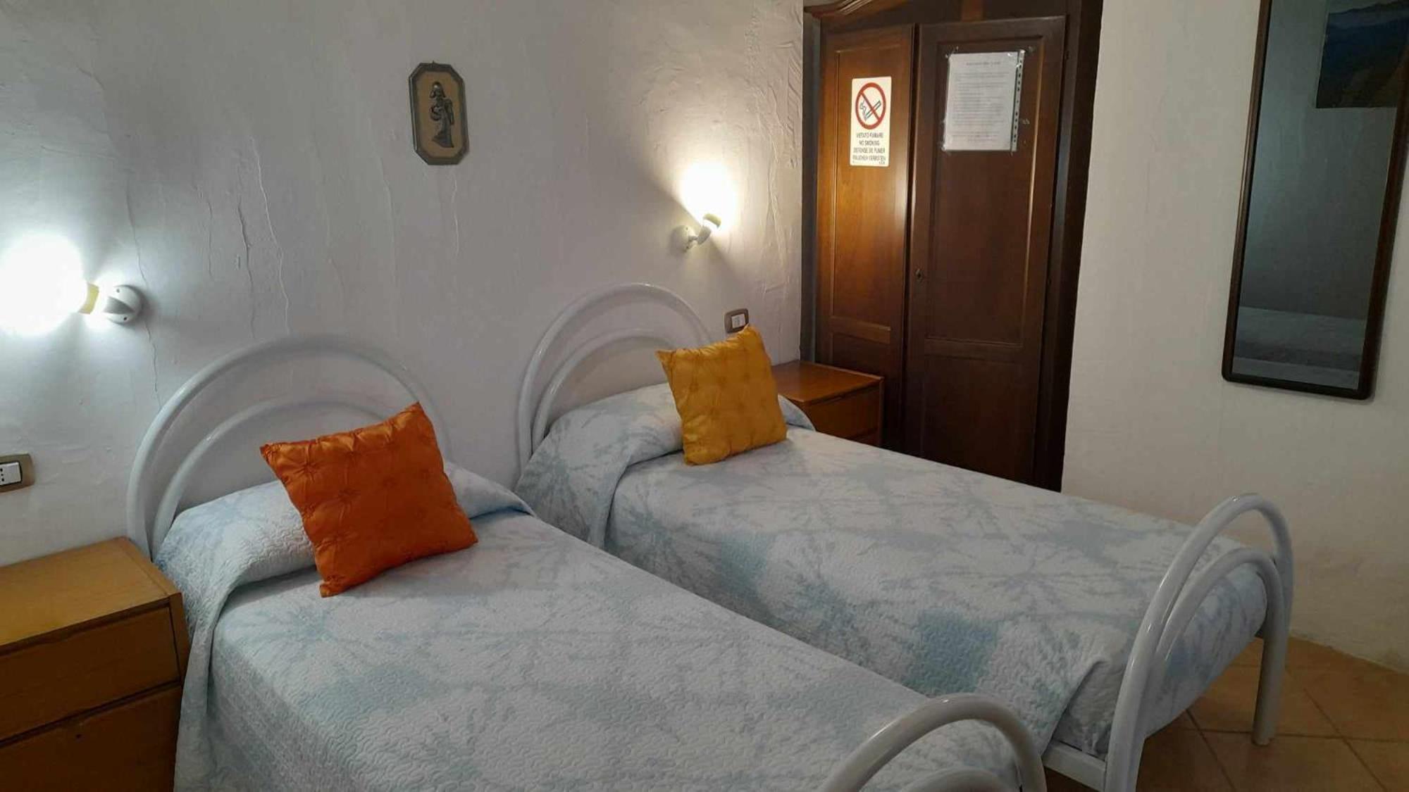 B&B Gli Archi Sìnnai 外观 照片